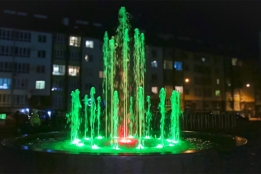 Водні інсталяції та каскади в житловому комплексі - Фото №4