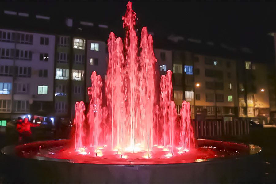Водні інсталяції та каскади в житловому комплексі - Фото №6