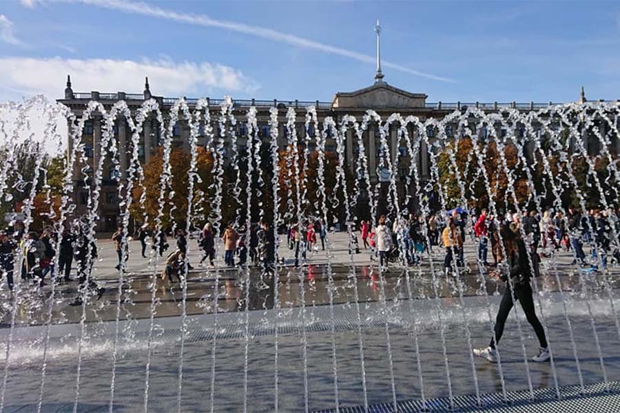 Светомузыкальный пешеходный фонтан в Николаеве - Фото №2