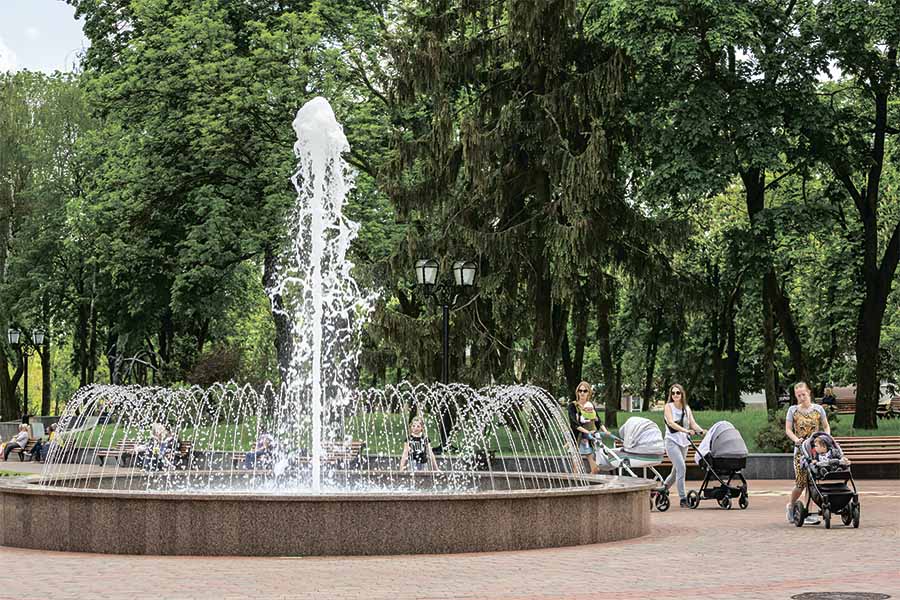 Светомузыкальный ансамбль фонтанов на Аллее Героев - Фото №11