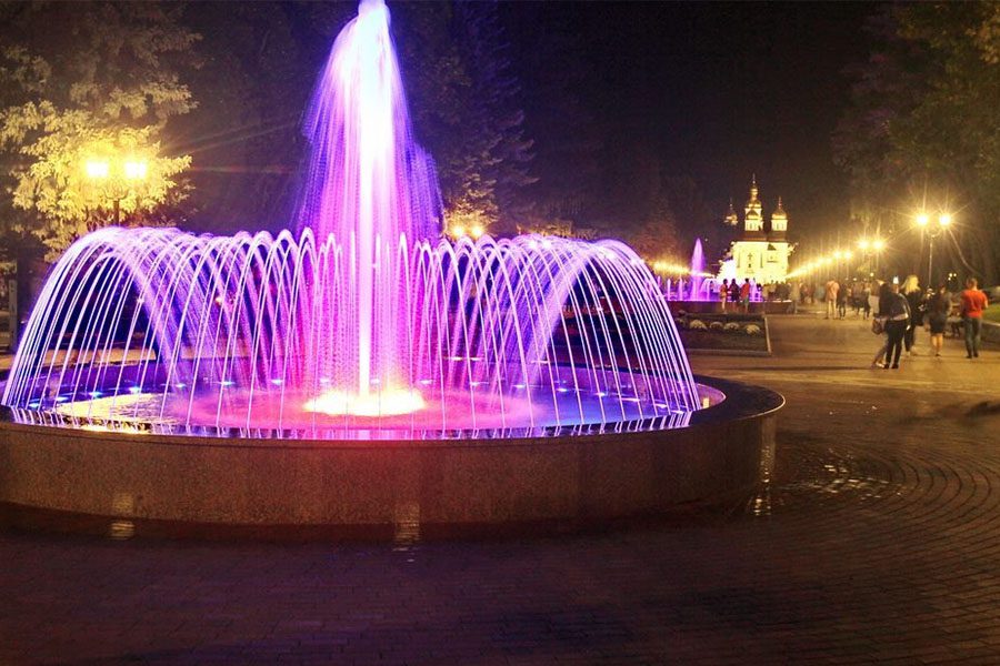 Светомузыкальный ансамбль фонтанов на Аллее Героев - Фото №2