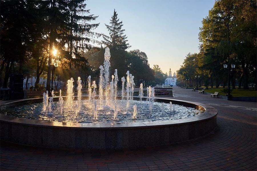Светомузыкальный ансамбль фонтанов на Аллее Героев - Фото №3